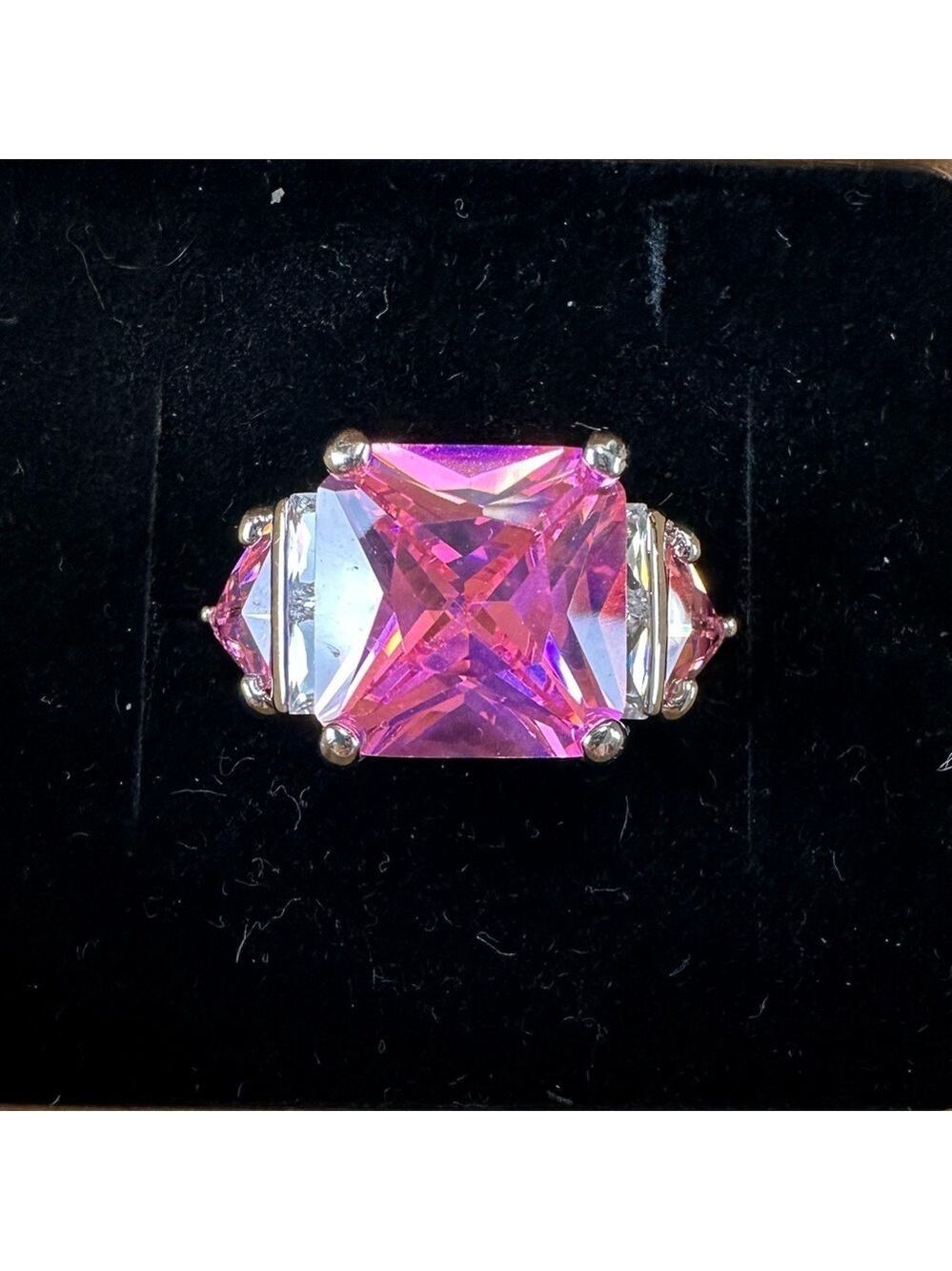 Pink CZ rhodium Ring NEW womens size 6 Large square cut CZ side stones